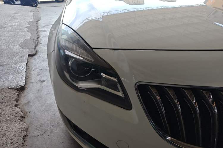 Used Buick Regal 2014 2.0L Leading Fashion Edition Right Front Headlight