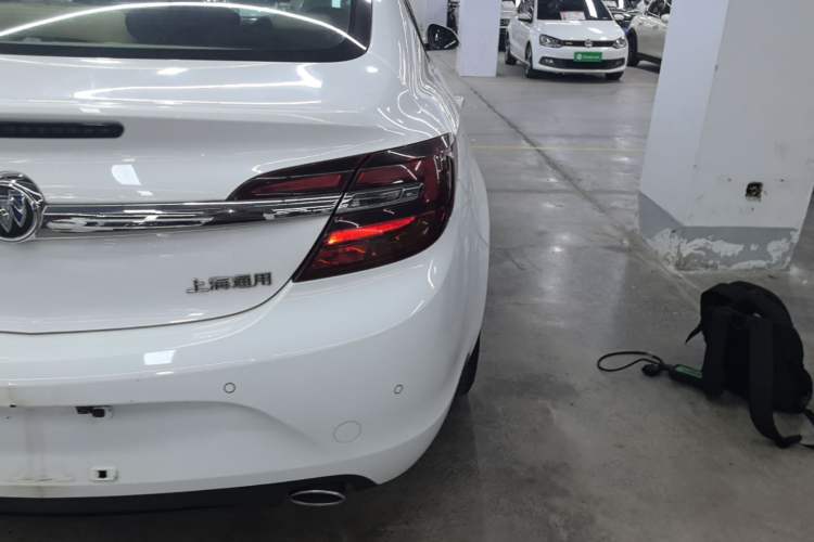 Used Buick Regal 2014 2.0L Leading Fashion Edition Right Rear Taillight