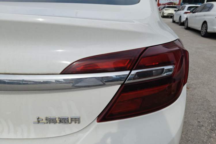 Used Buick Regal 2014 1.6T Fashionable Tech Edition Right Rear Taillight