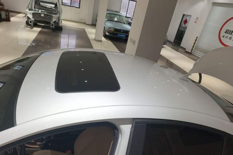 Used Buick Regal 2014 2.0L Leading Fashion Edition Roof