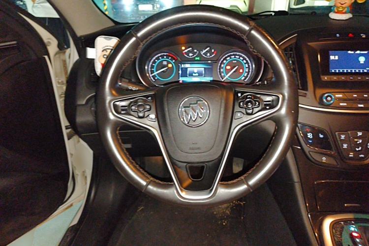 Used Buick Regal 2014 GS 2.0T Grand Sport Edition Steering Wheel