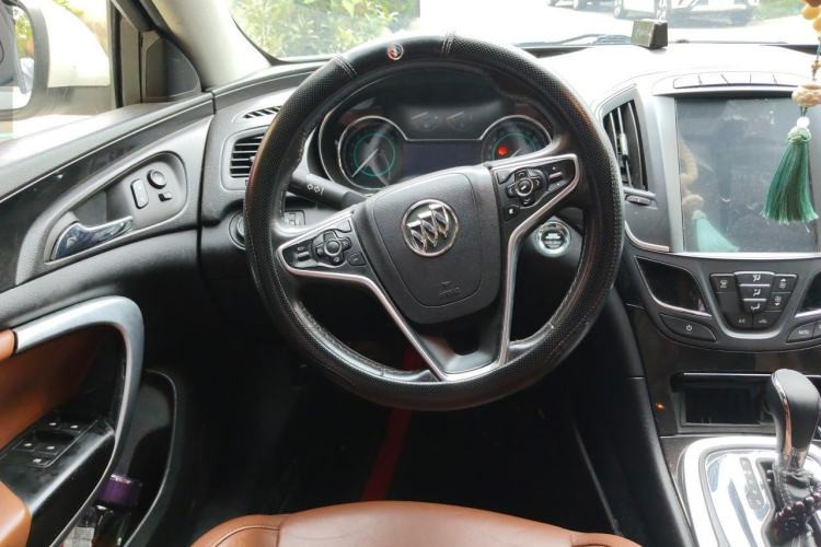 Used Buick Regal 2014 GS 2.0T Grand Sport Edition Steering Wheel