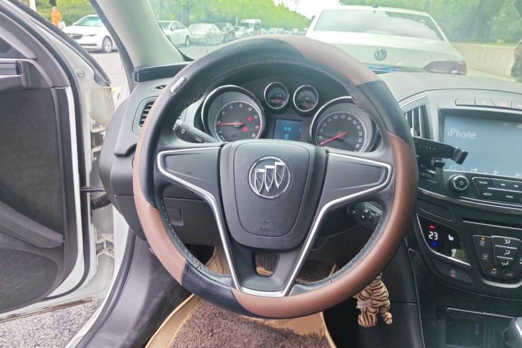 Used Buick Regal 2014 1.6T Fashionable Tech Edition Steering Wheel