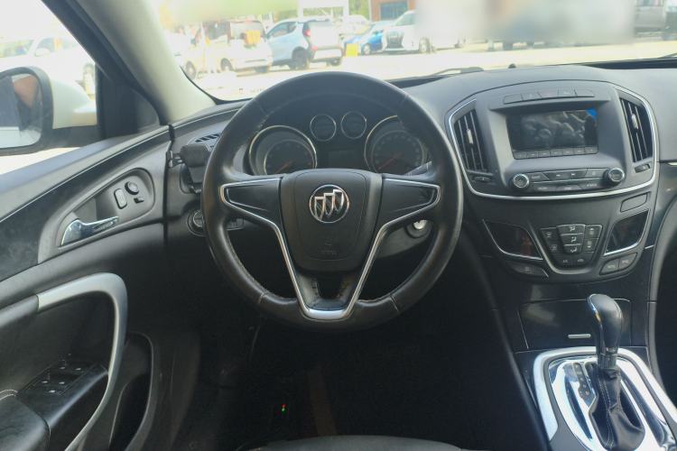 Used Buick Regal 2014 1.6T Fashionable Tech Edition Steering Wheel