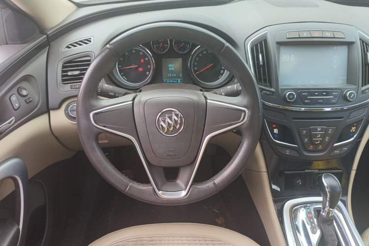 Used Buick Regal 2014 2.0L Leading Fashion Edition Steering Wheel