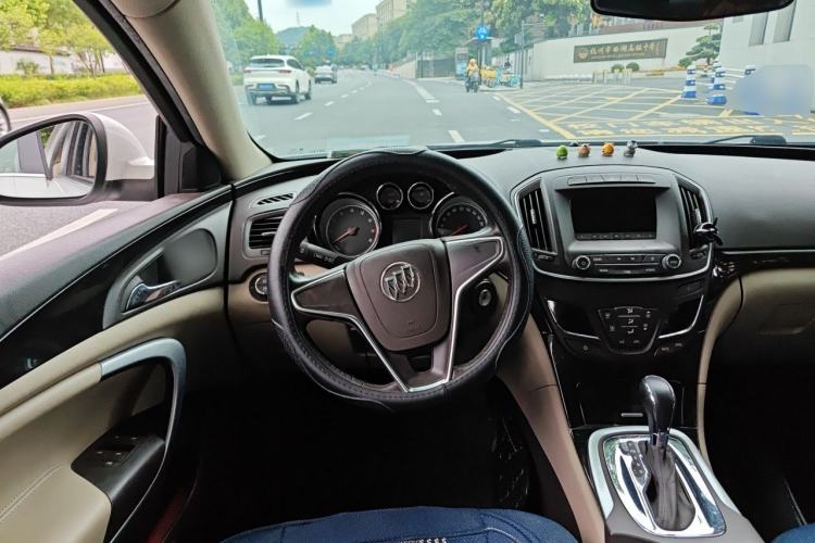Used Buick Regal 2014 2.0L Leading Fashion Edition Steering Wheel