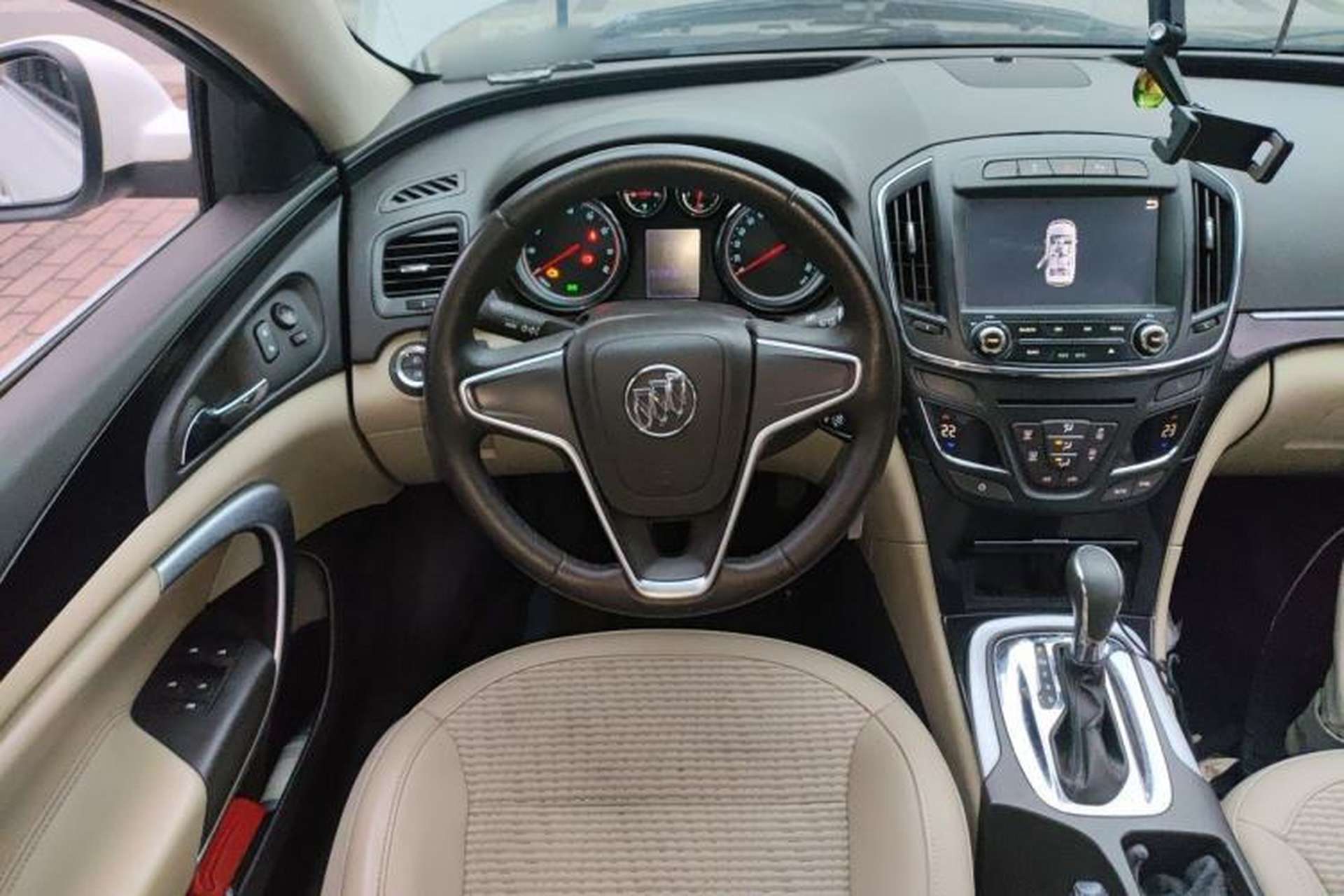 Used Buick Regal 2014 2.0L Leading Fashion Edition Steering Wheel