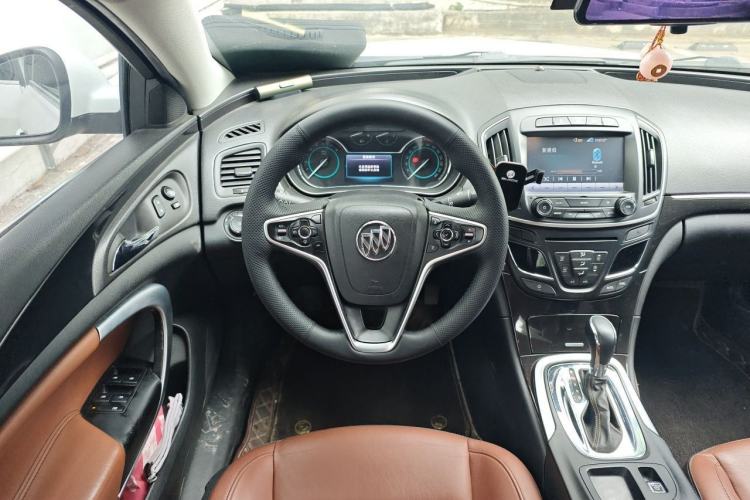 Used Buick Regal 2014 GS 2.0T Grand Sport Edition Steering Wheel