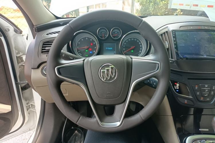 Used Buick Regal 2014 2.0L Leading Fashion Edition Steering Wheel