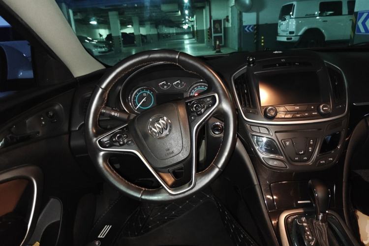 Used Buick Regal 2014 GS 2.0T Grand Sport Edition Steering Wheel