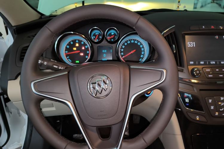 Used Buick Regal 2014 2.0L Leading Fashion Edition Steering Wheel