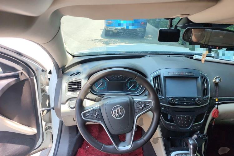 Used Buick Regal 2014 2.0L Elite Fashion Edition Steering Wheel