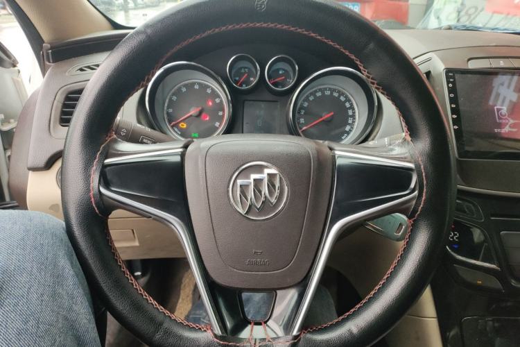 Used Buick Regal 2014 2.0L Leading Fashion Edition Steering Wheel