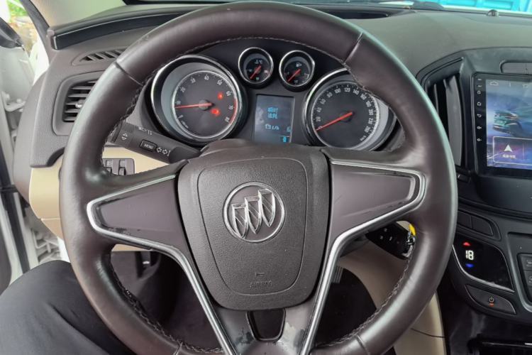 Used Buick Regal 2014 2.0L Leading Fashion Edition Steering Wheel