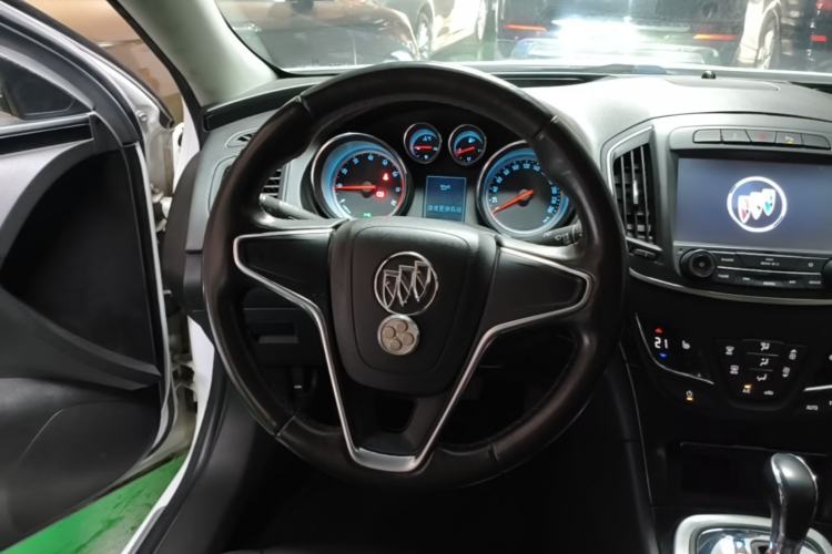 Used Buick Regal 2014 1.6T Fashionable Tech Edition Steering Wheel