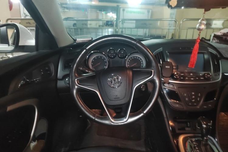 Used Buick Regal 2014 1.6T Fashionable Tech Edition Steering Wheel