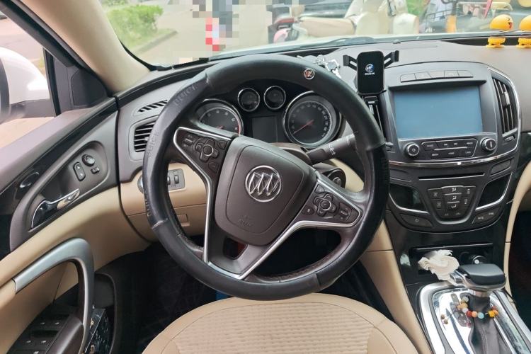 Used Buick Regal 2014 2.0L Leading Fashion Edition Steering Wheel