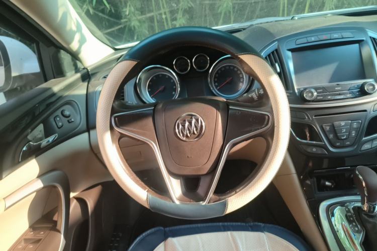 Used Buick Regal 2014 2.0L Leading Fashion Edition Steering Wheel