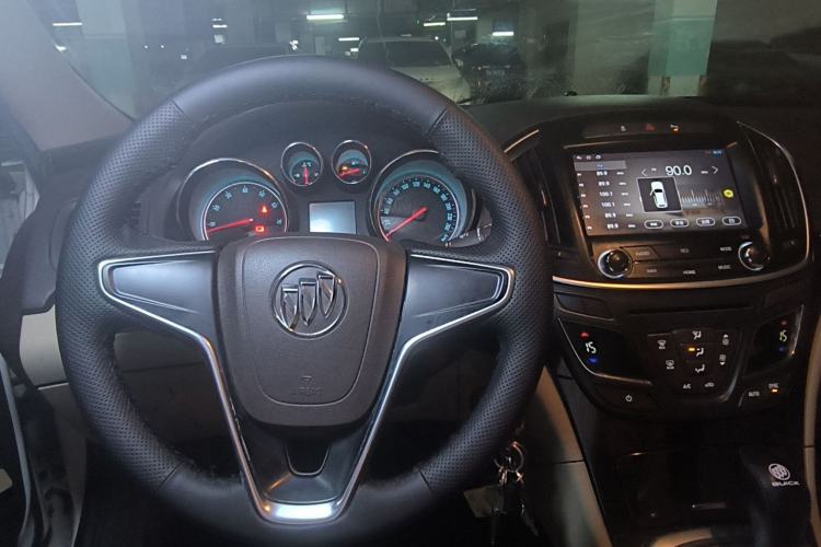 Used Buick Regal 2014 2.0L Leading Fashion Edition Steering Wheel