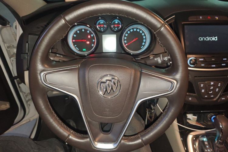 Used Buick Regal 2014 2.0L Leading Fashion Edition Steering Wheel