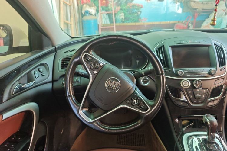 Used Buick Regal 2014 GS 2.0T Passionate Sport Edition Steering Wheel