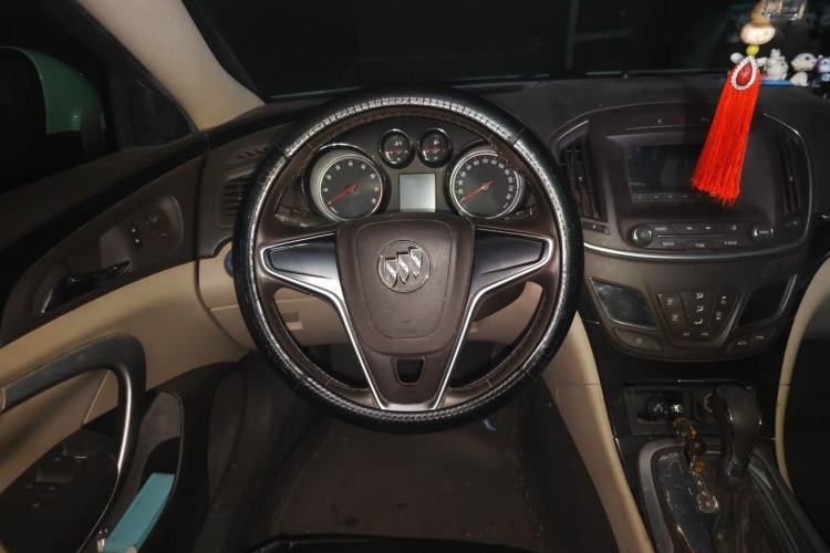 Used Buick Regal 2014 2.0L Leading Fashion Edition Steering Wheel