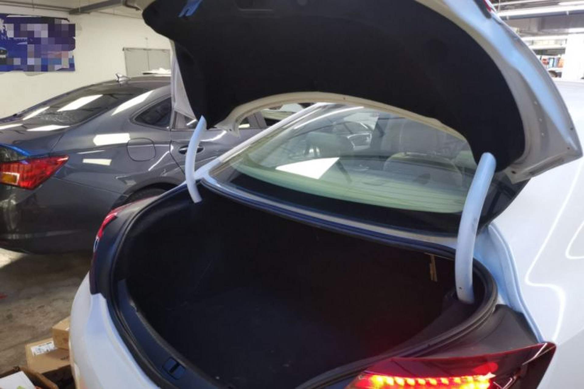 Used Buick Regal 2014 2.0L Elite Fashion Edition Trunk