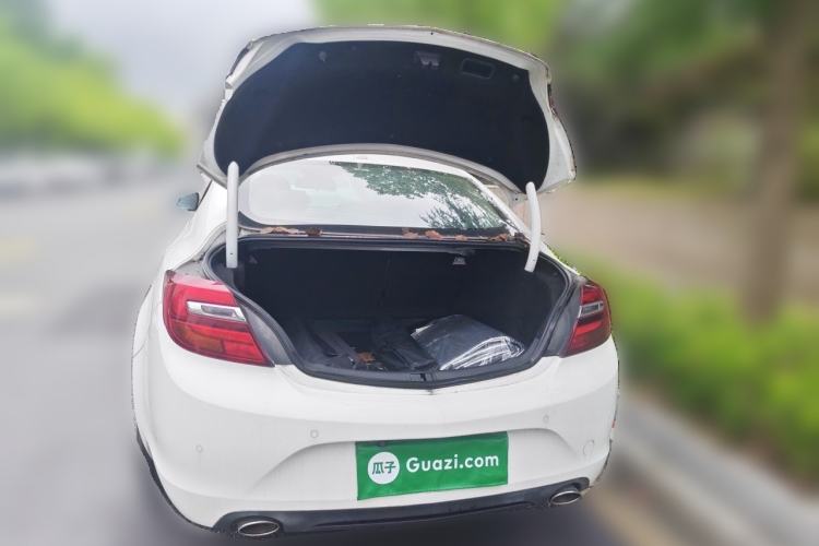 Used Buick Regal 2014 1.6T Fashionable Tech Edition Trunk