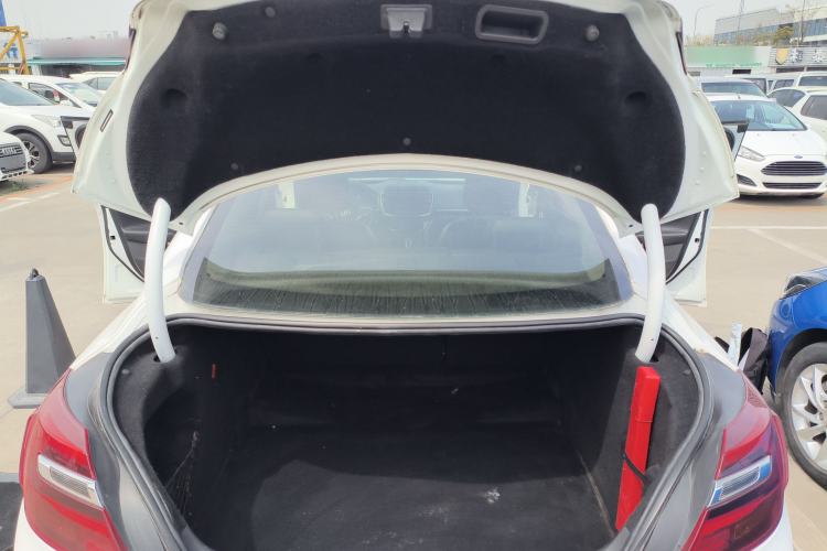 Used Buick Regal 2014 1.6T Fashionable Tech Edition Trunk