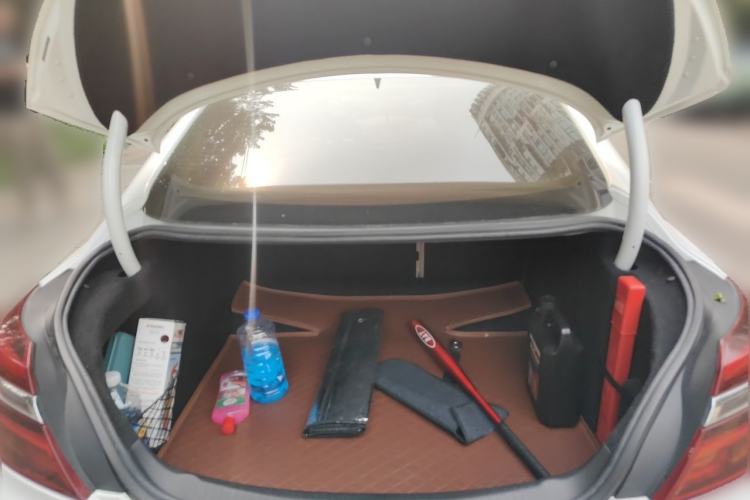 Used Buick Regal 2014 2.0L Elite Fashion Edition Trunk