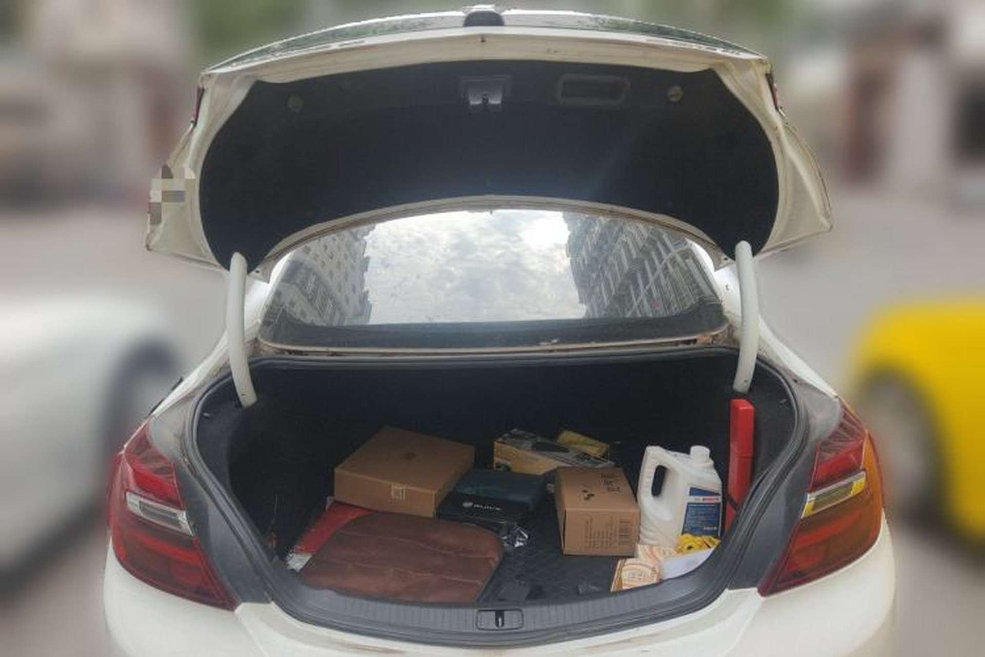 Used Buick Regal 2014 1.6T Fashionable Tech Edition Trunk