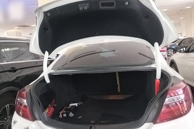 Used Buick Regal 2014 2.4L SIDI Elite Fashion Edition Trunk