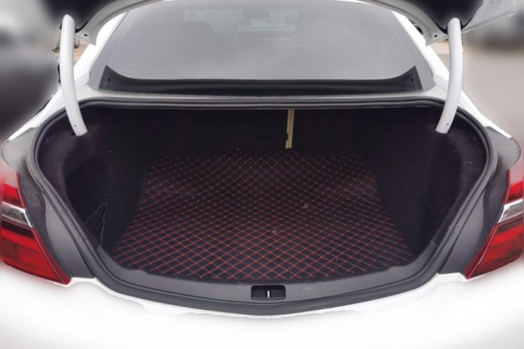 Used Buick Regal 2014 2.0L Leading Fashion Edition Trunk