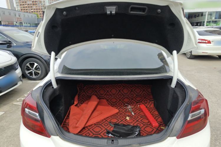 Used Buick Regal 2014 1.6T Fashionable Tech Edition Trunk