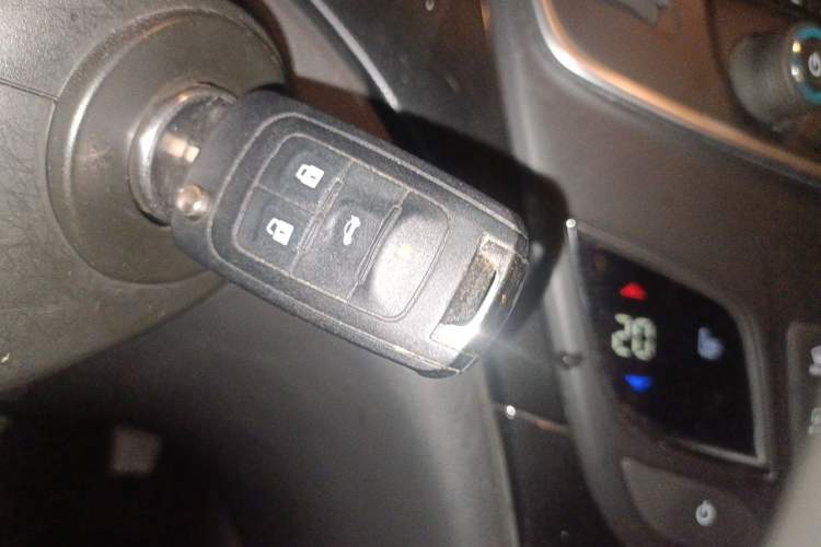 Used Buick Regal 2014 1.6T Fashionable Tech Edition Vehicle Key