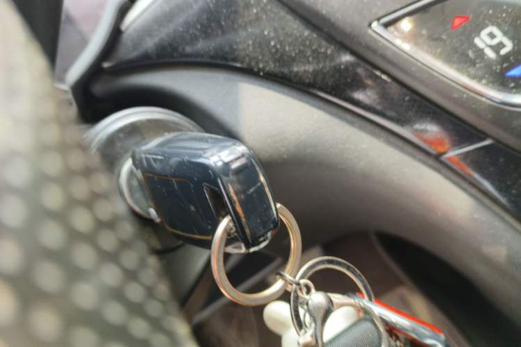 Used Buick Regal 2014 1.6T Fashionable Tech Edition Vehicle Key