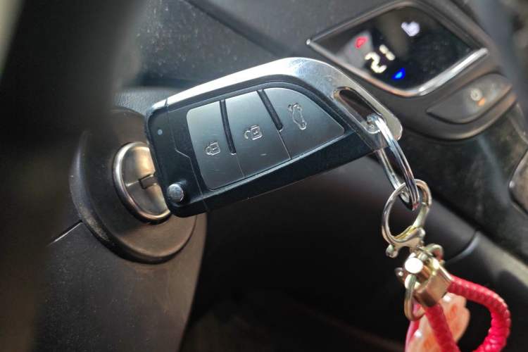 Used Buick Regal 2014 1.6T Fashionable Tech Edition Vehicle Key