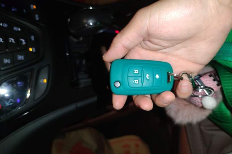 Used Buick Regal 2014 2.4L SIDI Luxury Fashion Edition Vehicle Key