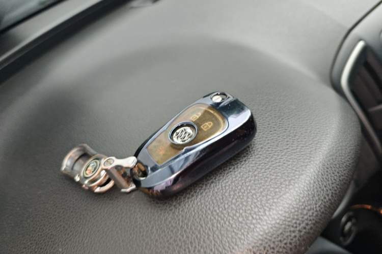 Used Buick Regal 2014 GS 2.0T Grand Sport Edition Vehicle Key