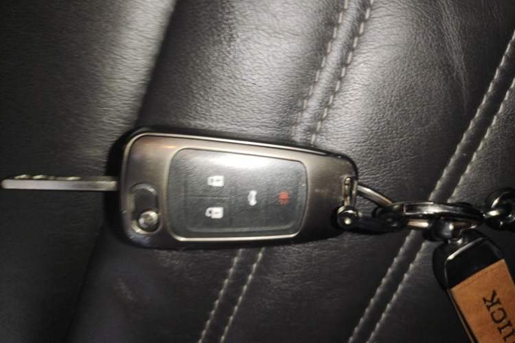 Used Buick Regal 2014 1.6T Fashionable Tech Edition Vehicle Key