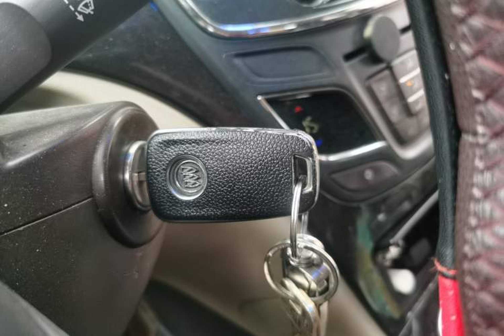Used Buick Regal 2014 2.0L Leading Fashion Edition Vehicle Key