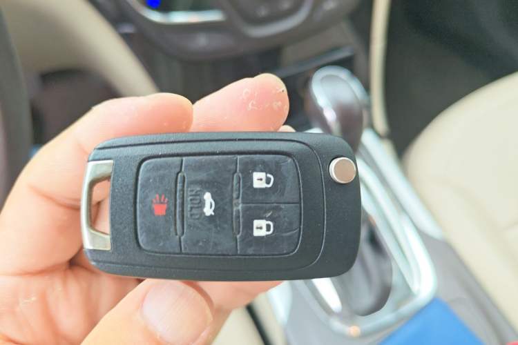 Used Buick Regal 2014 2.0L Elite Fashion Edition Vehicle Key