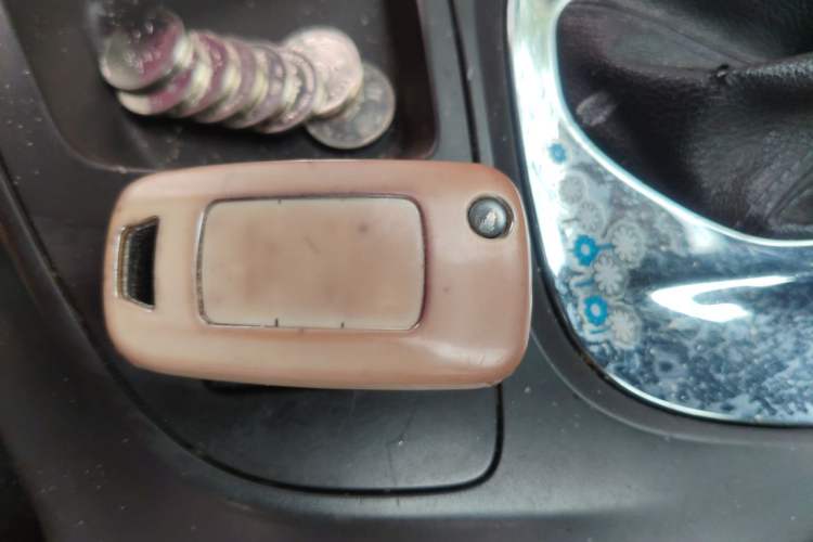 Used Buick Regal 2014 2.0L Elite Fashion Edition Vehicle Key