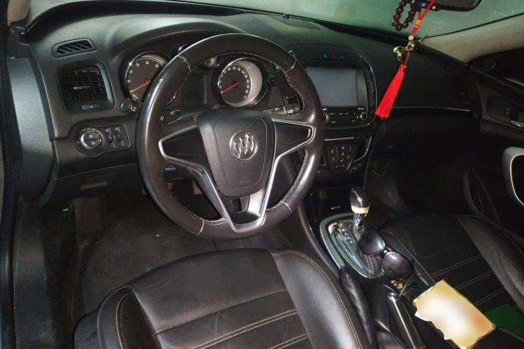 Used Buick Regal 2014 1.6T Fashionable Tech Edition Center Console