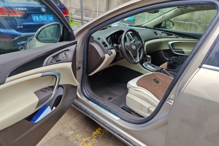 Used Buick Regal 2014 2.0L Leading Fashion Edition Driver Seat
