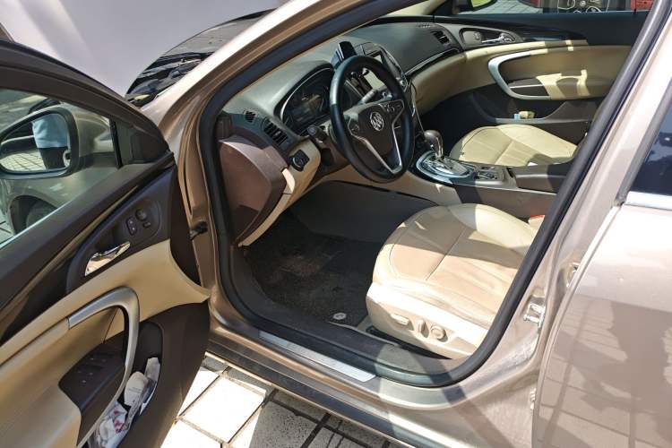 Used Buick Regal 2014 2.0L Elite Fashion Edition Driver Seat