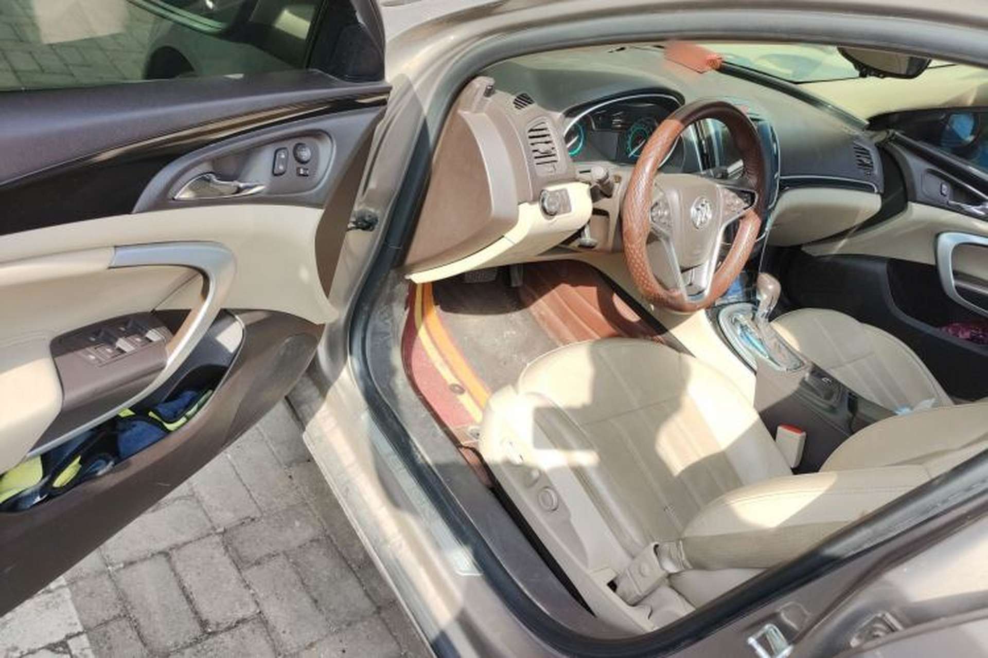 Used Buick Regal 2014 2.0L Elite Fashion Edition Driver Seat