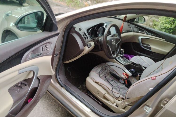 Used Buick Regal 2014 2.0L Leading Fashion Edition Driver Seat
