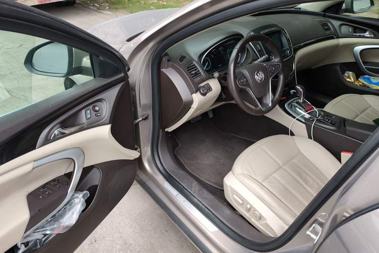 Used Buick Regal 2014 2.0L Elite Fashion Edition Driver Seat