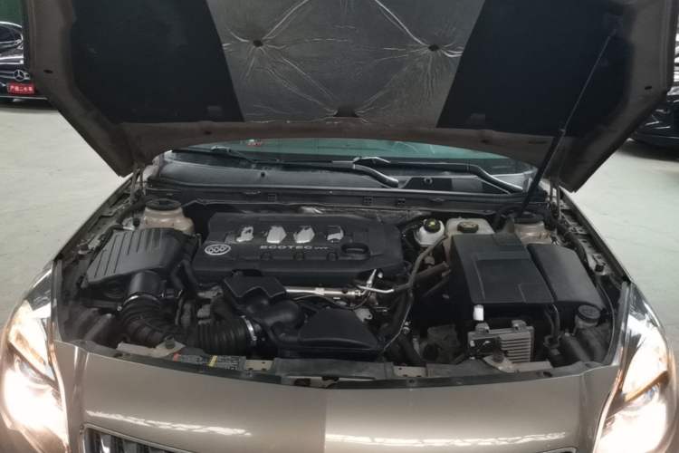 Used Buick Regal 2014 2.0L Leading Fashion Edition Engine Bay